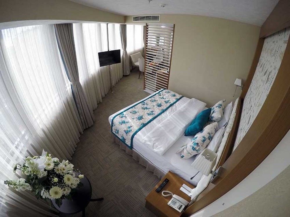 Yol Is Holiday Adana Esterno foto